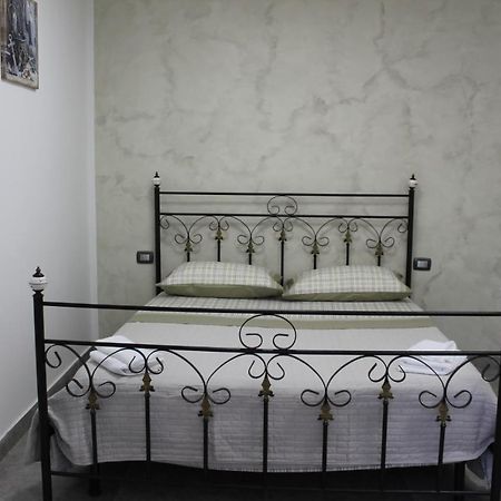 Riccia, Frolla E Babba Apartment Naples Exterior photo