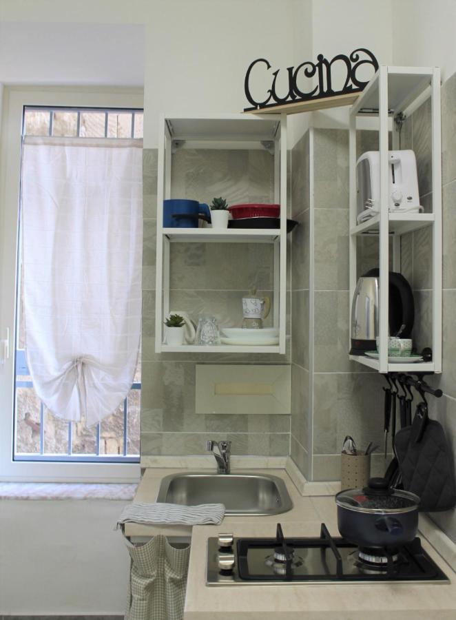Riccia, Frolla E Babba Apartment Naples Room photo