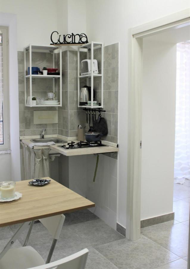 Riccia, Frolla E Babba Apartment Naples Room photo
