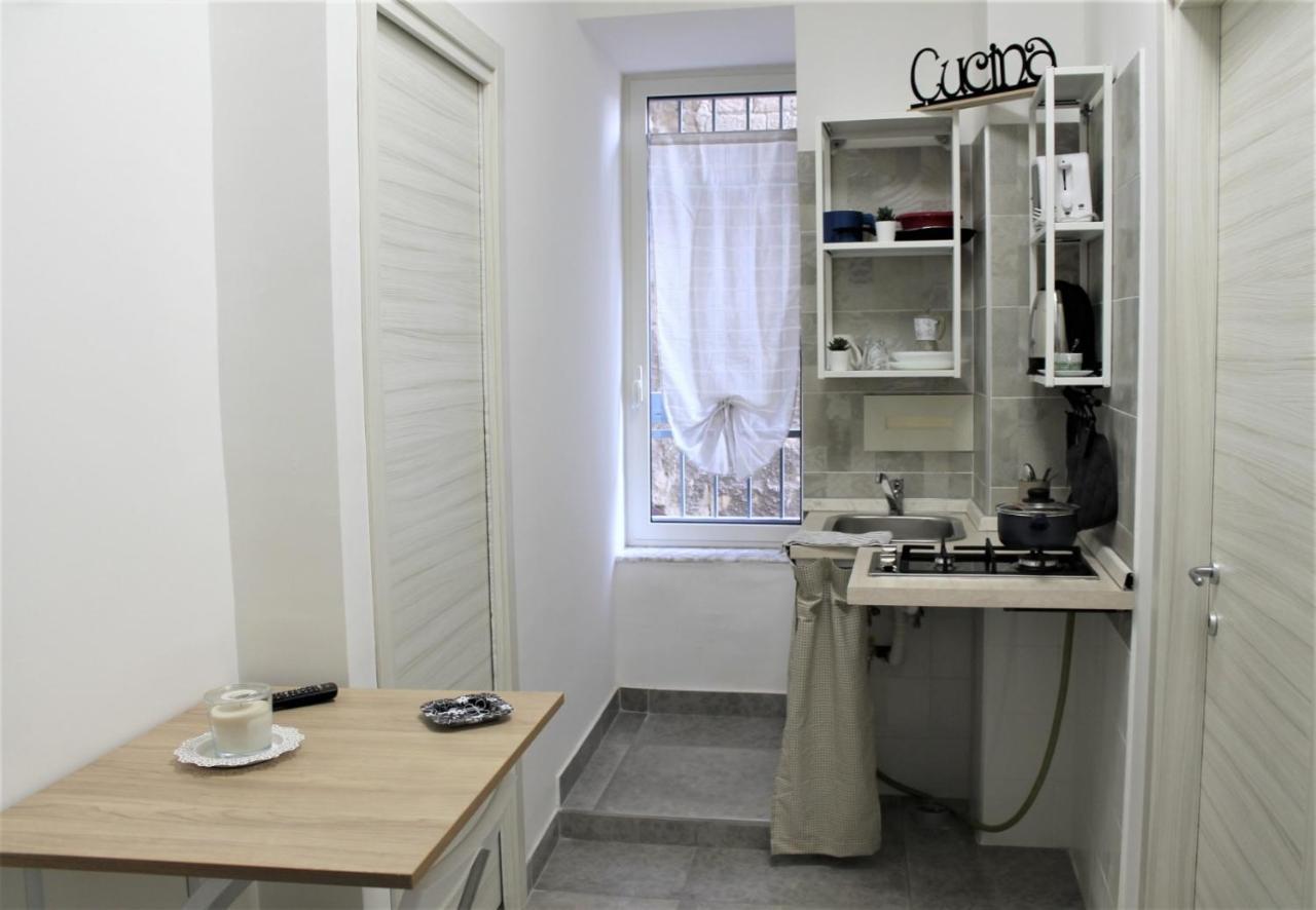Riccia, Frolla E Babba Apartment Naples Room photo
